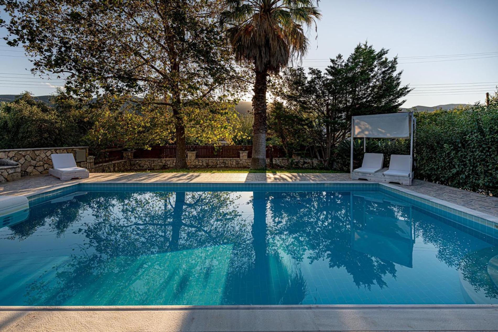 Eleonas Villa Fiolitis Bagian luar foto